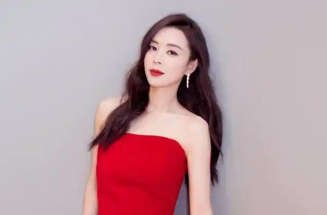 娱乐圈张姓女明星_张柏芝 张静初 张韶涵张碧晨 张靓颖