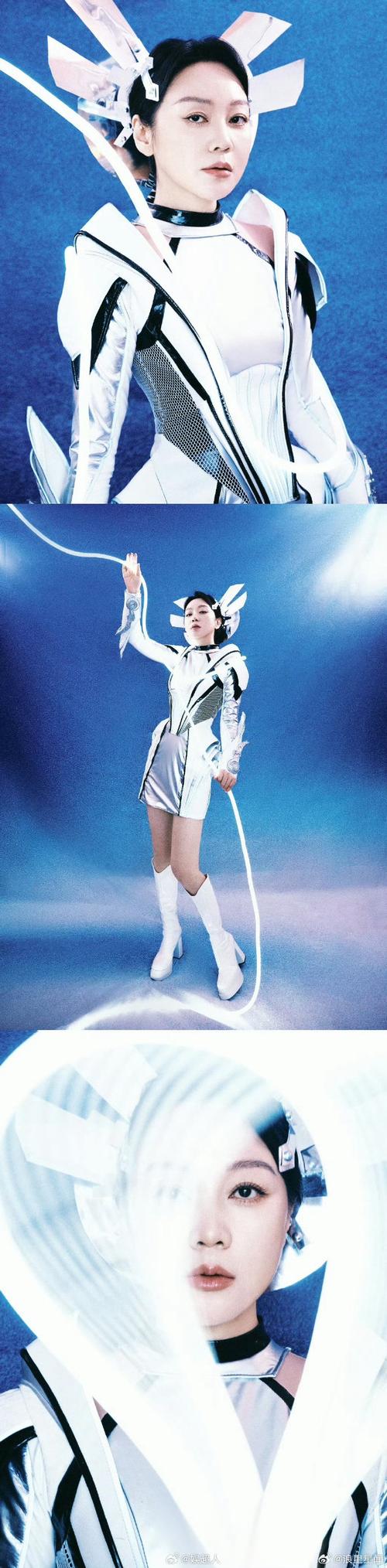 中国女明星演技提升与科技融合，展现新时代表演艺术魅力