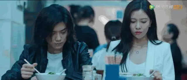 穿越娱乐圈ps鹿晗_流量明星演技提升_鹿晗演技进步分析