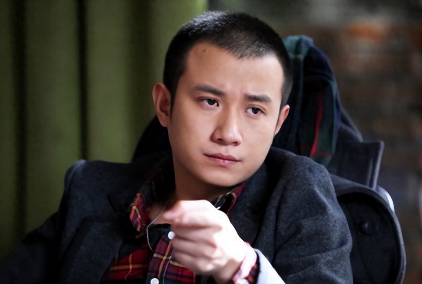 为何他们几人出轨后还能在外逍遥，这几个人反映了娱乐圈的真实！