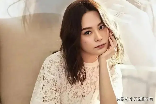 华语女明星艳照_阿娇艳照门事件_阿娇事业影响