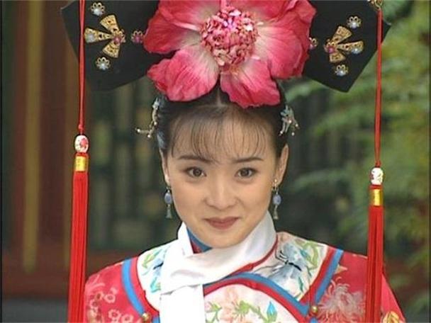 娱乐圈顶级团宠花容_娱乐圈之花容_《娱乐圈花瓶gl》