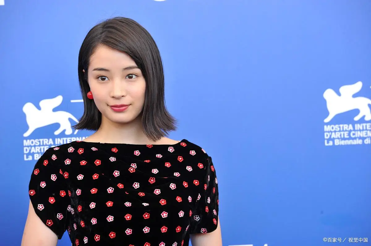 滨边美波  日本新生代女演员演技  广濑铃  日本新生代女演员演技  永野芽郁  日本新生代女演员演技_日本女明星大全